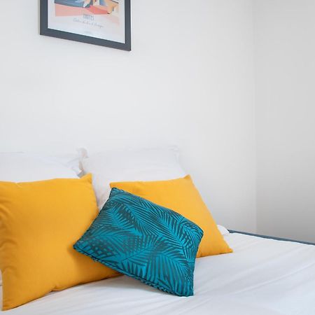 L'Appartement Des Ducs Avec Baignoire Double Nantes Exteriör bild